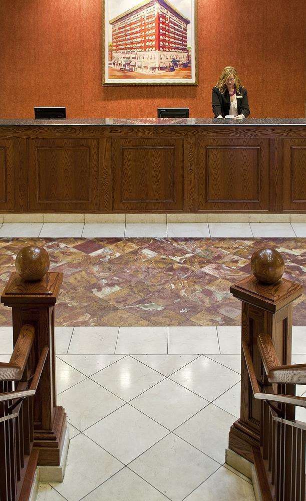 Hilton Scranton & Conference Center Hotel Interior foto
